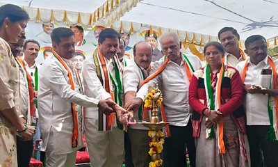 Gauribidanur News: ಡಿ.ಪಾಳ್ಯ ಹೋಬಳಿ ಕಾಂಗ್ರೆಸ್ ಕಾರ್ಯಕರ್ತರ ಸಭೆ