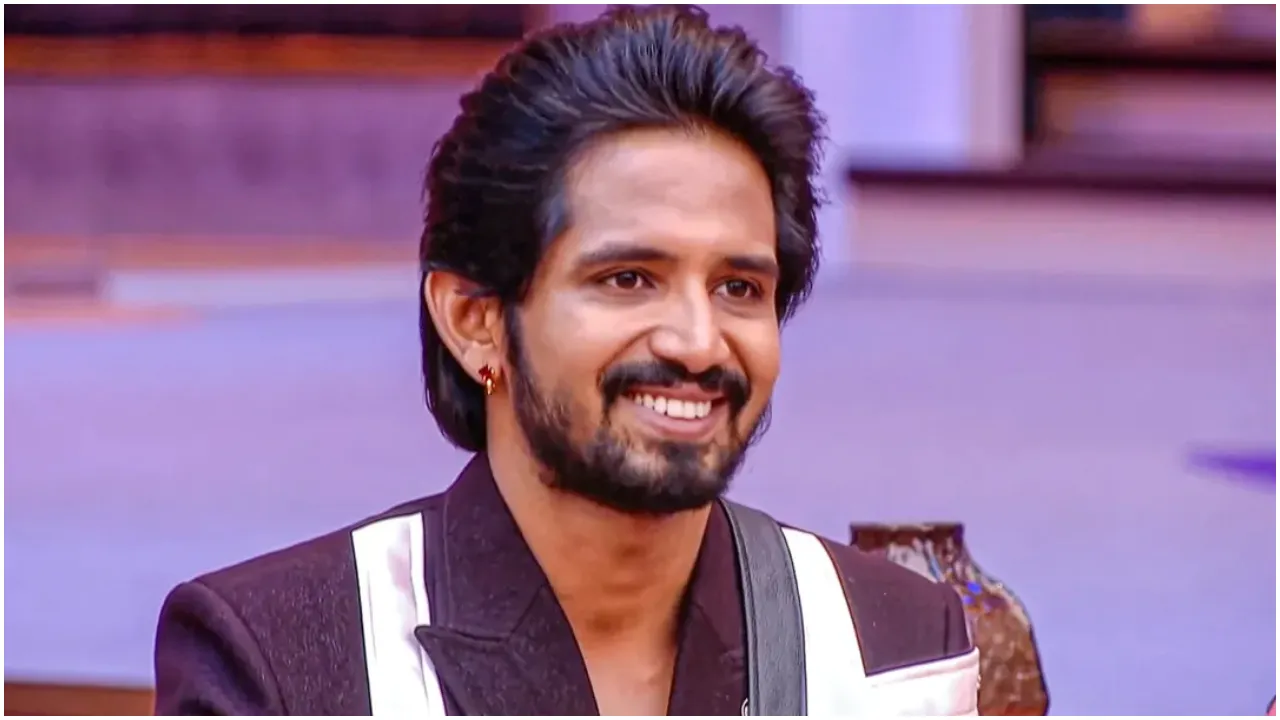 ‌Bigg Boss Kannada 12: ಗಿಲ್ಲಿ ನಟನಿಗೆ ಇನ್‌ಸ್ಟಾಗ್ರಾಮ್‌ನಲ್ಲಿ 1 ಮಿಲಿಯನ್‌ ಫಾಲೋವರ್ಸ್‌! ಮಿಕ್ಕ ಸ್ಪರ್ಧಿಗಳಿಗೆ ಎಷ್ಟಿದ್ದಾರೆ ಬೆಂಬಲಿಗರು? - Image 4