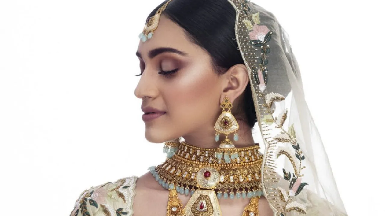 Gold Price Today On 18th February 2026: ಚಿನ್ನದ ದರದಲ್ಲಿಂದು ಯಥಾಸ್ಥಿತಿ;  ಬೆಲೆ ಚೆಕ್‌ ಮಾಡಿ