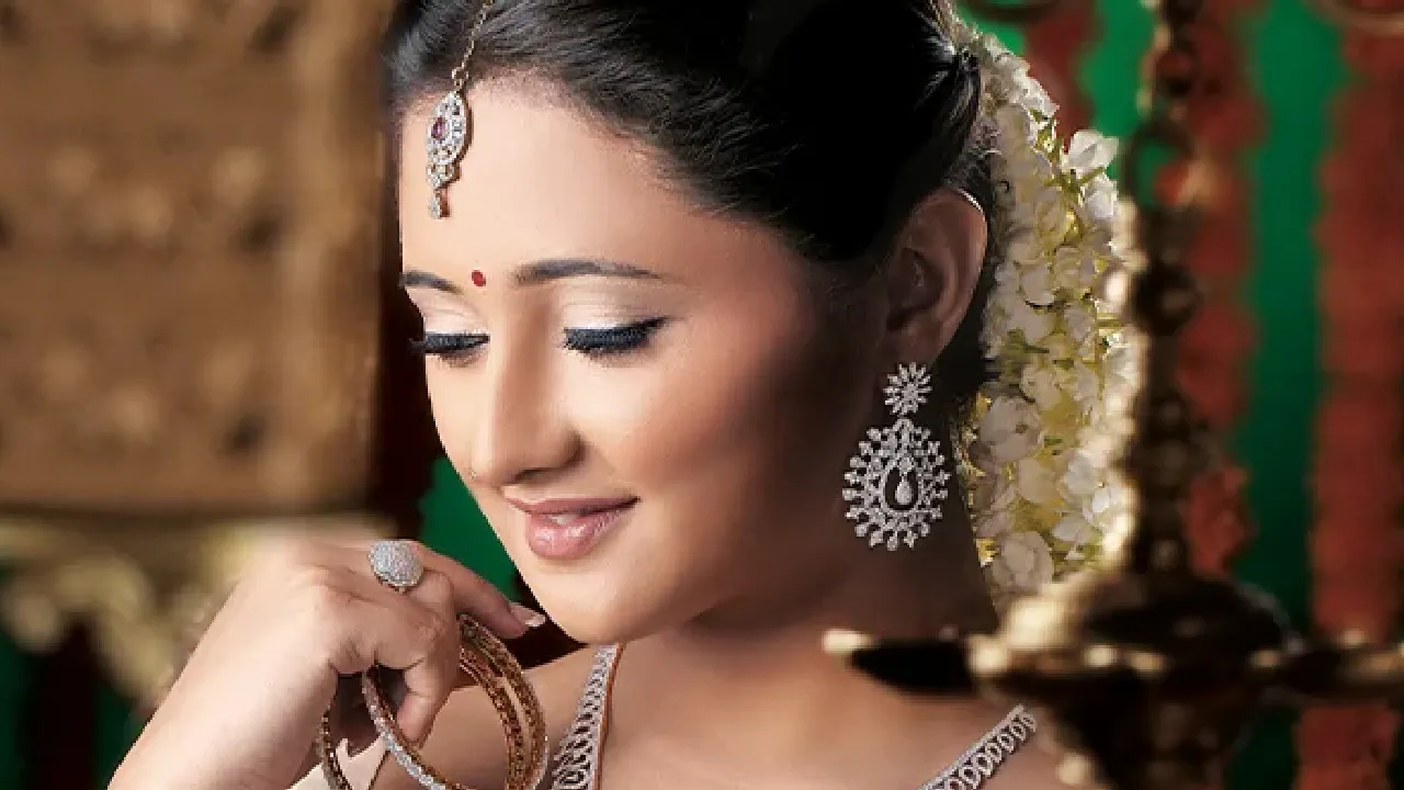 Gold Price Today On 13th March: ಮತ್ತೆ ಇಳಿಕೆ ಕಂಡ ಚಿನ್ನ; ಗ್ರಾಹಕರೇ ಇಲ್ಲಿದೆ ಇಂದಿನ ಬೆಲೆ