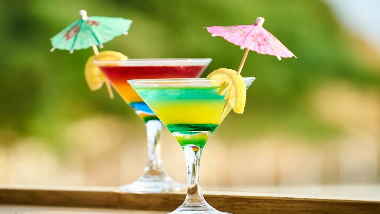 Summer Trend 2026: ಬಿಸಿಲ ಝಳ ಹೆಚ್ಚಳ; ಉದ್ಯಾನನಗರಿಯಲ್ಲಿ ಪೂಲ್ ಪಾರ್ಟಿಗಳ ಅಬ್ಬರ! - Image 2