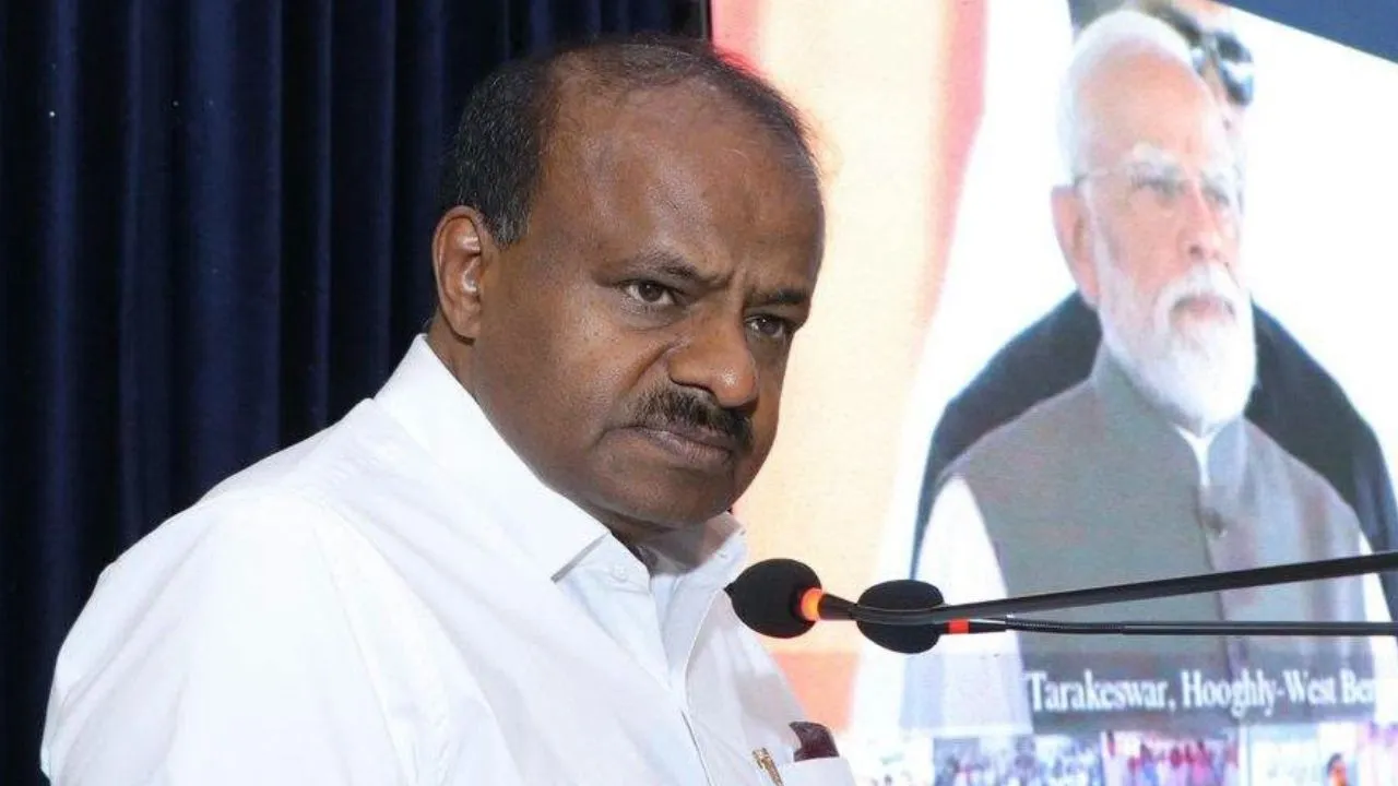 Delhi Protest: ದೆಹಲಿ ಪ್ರತಿಭಟನೆಗಳ ಹಿಂದೆ ಕಾಣದ ಶಕ್ತಿಗಳ ಕೈವಾಡ: ಅನುಮಾನ ವ್ಯಕ್ತಪಡಿಸಿದ ಕುಮಾರಸ್ವಾಮಿ