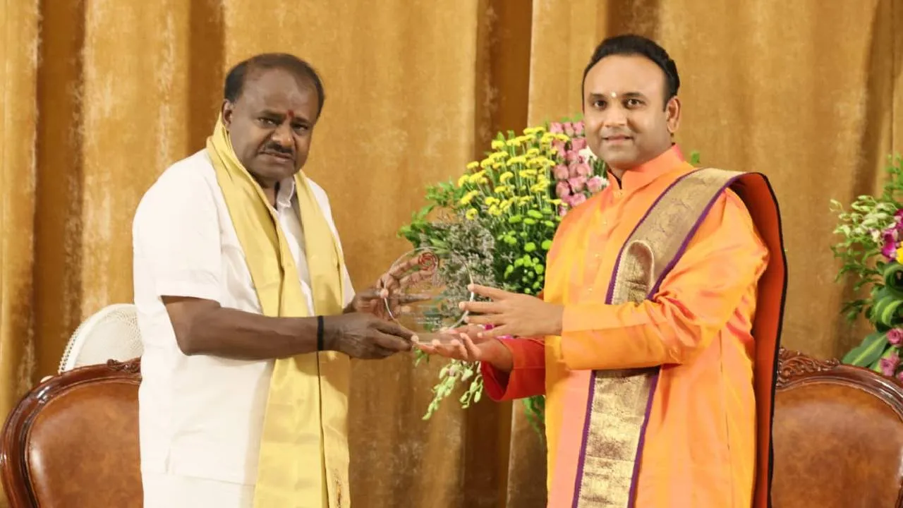 HD Kumaraswamy