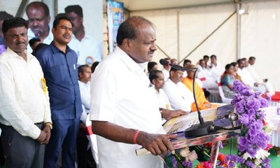 ʼಪಂಚ ಗ್ಯಾರಂಟಿʼ ಎಂಬ ಅಗ್ಗದ ಕಾರ್ಯಕ್ರಮಗಳಿಗೆ ಜನರು ಮಾರು ಹೋದರು: ಎಚ್‌ಡಿಕೆ