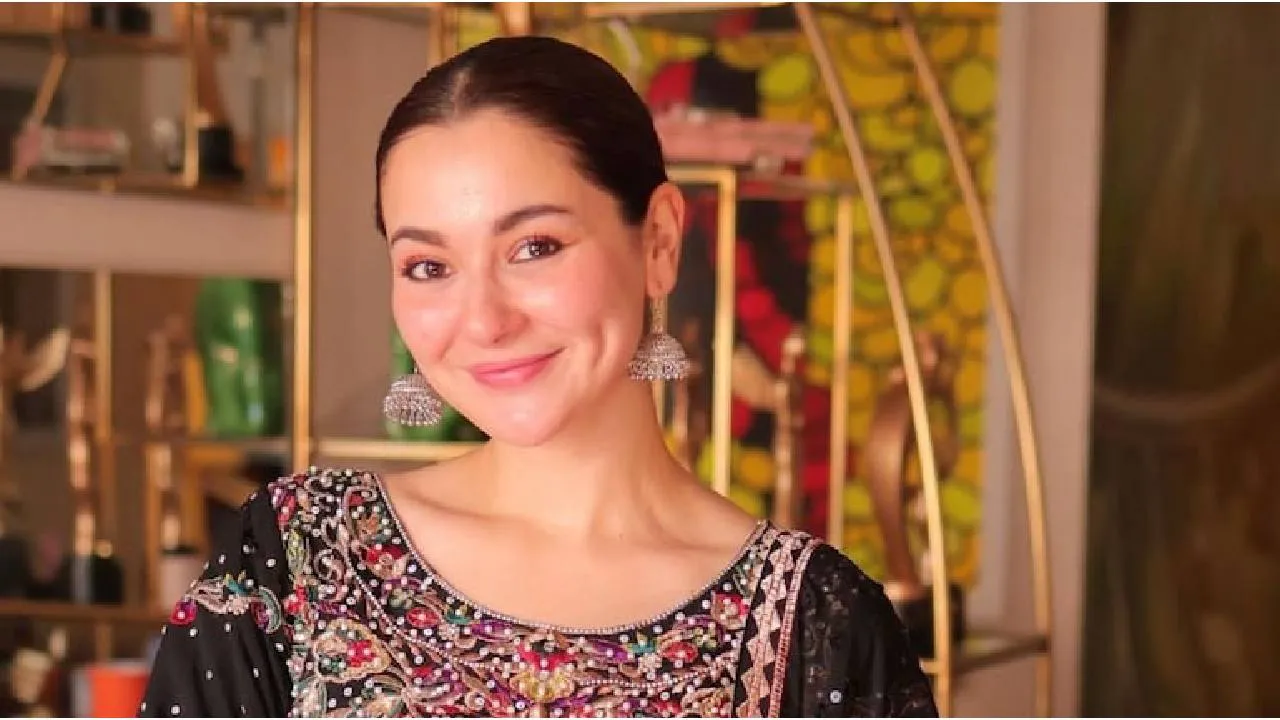 Actress Hania Aamir: ಬ್ಯಾನ್‌ ನಡುವೆಯೇ ಪಂಜಾಬಿ ಸಿನಿಮಾದಲ್ಲಿ ಪಾಕ್‌ ನಟಿಗೆ ಚಾನ್ಸ್‌? ಶೂಟಿಂಗ್ ಸೆಟ್‌ನ ಫೋಟೋಸ್‌ ವೈರಲ್ - Image 4