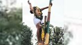 'ಶಿವನ ತುರುಬಿಗೆ ಪಂಜರದ ಗಿಳಿ ಹಾರಿತಲೆ ಎಚ್ಚರ'; ಹನುಮಂತ ದೇವರ ಕಾರ್ಣಿಕ