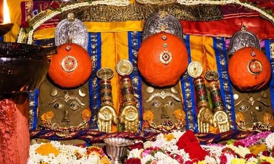ಹಾಸನಾಂಬೆ ದೇಗುಲದ ಗರ್ಭಗುಡಿ ಬಾಗಿಲು ಓಪನ್‌