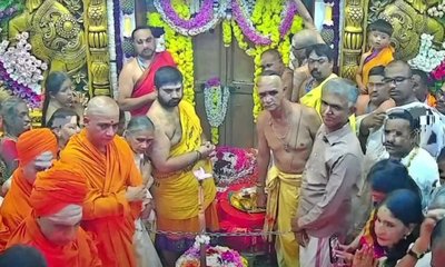 ಶಾಸ್ತ್ರೋಕ್ತವಾಗಿ ತೆರೆದ ಹಾಸನಾಂಬ ಗರ್ಭಗುಡಿ ಬಾಗಿಲು