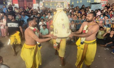 ವಿಜೃಂಭಣೆಯಿಂದ ನಡೆದ ಧರ್ಮರಾಯಸ್ವಾಮಿ ಹಸಿ ಕರಗ