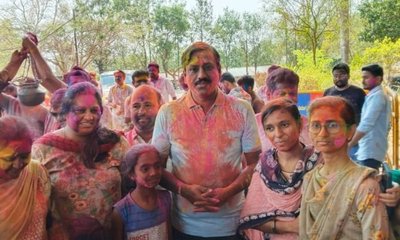 ಹಾವೇರಿ ಜಿಲ್ಲೆಯಲ್ಲಿ ಸಡಗರ ಸಂಭ್ರಮದಿಂದ ಹೋಳಿ ಆಚರಣೆ