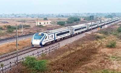 ತೊಗರಿನಾಡಿಗೆ ಜೀವನಾಡಿಯಾದ ವಂದೇ ಭಾರತ್