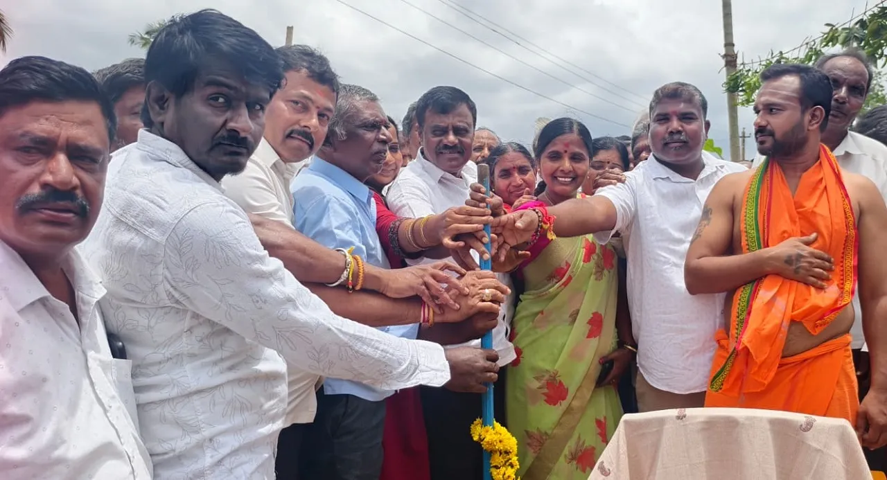 MLA S R Srinivas: ಬಿಡದಿ ರೈತರ ಸಂಕಷ್ಟಕ್ಕೆ ಕುಮಾರಸ್ವಾಮಿ ಕಾರಣ : ಶಾಸಕ ವಾಸಣ್ಣ