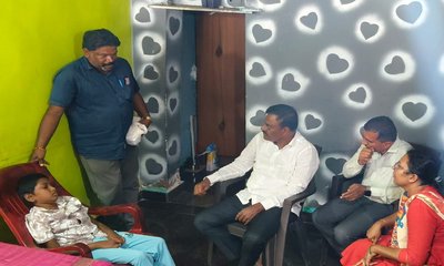 ಕ್ಯಾನ್ಸರ್ ಪೀಡಿತ ಯೋಗಿತಾಳಿಗೆ ಚಿಕಿತ್ಸೆಗೆ ನೆರವಾದ ಪಂಚಾಯಿತಿ ಸಿಬ್ಬಂದಿ