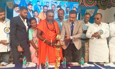 ಮಾನವನ ಉನ್ನತಿಗೆ ಶಿಕ್ಷಣವೇ ಪ್ರಮುಖ ಶಕ್ತಿ: ಸಿದ್ದರಾಜು ಸ್ವಾಮೀಜಿಗಳು