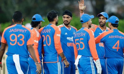 IND vs AUS: ಆಸ್ಟ್ರೇಲಿಯಾಗೆ ತಿರುಗೇಟು ನೀಡಿದ ಟೀಮ್‌ ಇಂಡಿಯಾ!