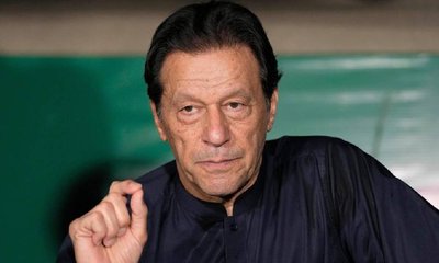 'ಇಮ್ರಾನ್‌ ಖಾನ್‌ಗೆ ಸೂಕ್ತ ಚಿಕಿತ್ಸೆ ನೀಡಿ'; ಗವಾಸ್ಕರ್‌, ಕಪಿಲ್‌ ಮನವಿ