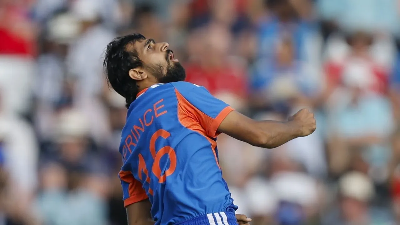 IND vs ENG: ಹೀನಾಯ ಸೋಲಿನ ಬಳಿಕ ಅನಗತ್ಯ ದಾಖಲೆ ಹೆಗಲೇರಿಸಿಕೊಂಡ ಭಾರತ ತಂಡ! - Image 3