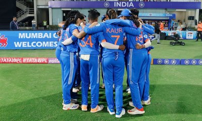 ಭಾರತೀಯ ಮಹಿಳಾ ಕ್ರಿಕೆಟಿಗರಿಗೆ ಕ್ರಿಸ್‌ಮಸ್‌ ಬೋನಸ್‌ ಘೋಷಿಸಿದ ಬಿಸಿಸಿಐ!