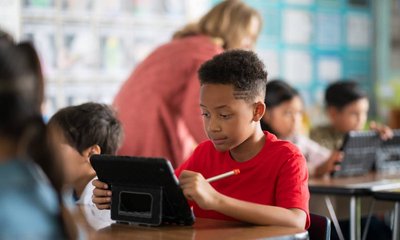 ಜಪಾನ್ ಶಾಲೆಯಲ್ಲಿ ಉಚಿತ ಐಪ್ಯಾಡ್: ವಿಡಿಯೊ  ವೈರಲ್