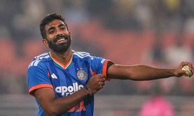 ದಿಢೀರ್‌ ಮುಂಬೈಗೆ ಪ್ರಯಾಣಿಸಿದ ಬುಮ್ರಾ; ಮುಂದಿನ ಟಿ20ಗೆ ಅನುಮಾನ