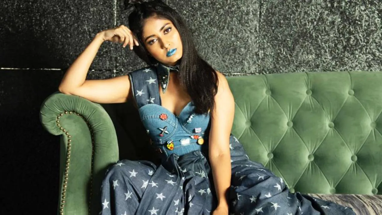 Star Saree Fashion 2025: ಲಕ್ಷ್ಮಿ ಕೃಷ್ಣರ ಜೀನ್ಸ್ ಸೀರೆ ಉಟ್ಟ ನಟಿ ಅರ್ಚನಾ ಜೋಯಿಸ್‌ - Image 5