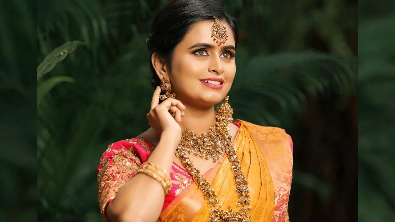 Wedding Fashion 2026: ವೆಡ್ಡಿಂಗ್ ಜ್ಯುವೆಲರಿ ಫ್ಯಾಷನ್‌ನಲ್ಲಿ ಟ್ರೆಂಡಿಯಾದ ಇಮಿಟೇಷನ್ ಹಾರಗಳಿವು - Image 4