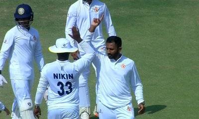 Ranji Trophy: ಸೌರಾಷ್ಟ್ರ ಎದುರು ಡ್ರಾಗೆ ತೃಪ್ತಿಪಟ್ಟ ಕರ್ನಾಟಕ!