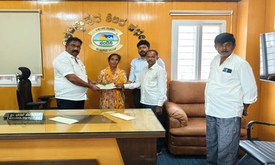 ರಾಸು ವಿಮಾ ಯೋಜನೆಯಡಿ 6 ಫಲಾನುಭವಿಗಳಿಗೆ ಪರಿಹಾರ ವಿತರಣೆ