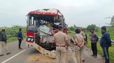 ನಿಂತಿದ್ದ ಲಾರಿಗೆ ಕೆಎಸ್‌ಆರ್‌ಟಿಸಿ ಬಸ್ ಡಿಕ್ಕಿಯಾಗಿ ಇಬ್ಬರ ಸಾವು
