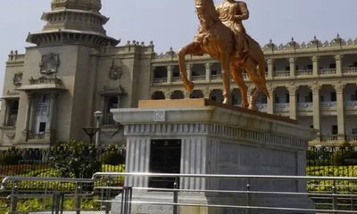 ನಾಡಪ್ರಭು ಕೆಂಪೇಗೌಡ ಜಯಂತಿಯನ್ನು ವಿಧಾನಸೌಧ ಮುಂಭಾಗದಲ್ಲೂ ಆಚರಿಸಬೇಕು