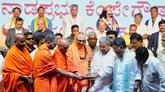 ಬೆಂಗಳೂರಲ್ಲಿ ಅದ್ಧೂರಿಯಾಗಿ ಕೆಂಪೇಗೌಡರ 516ನೇ ಜಯಂತಿ ಆಚರಣೆ
