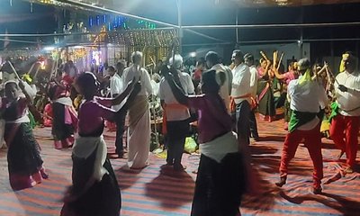 ಜನಪದ ಪರಂಪರೆಗೆ ಜೀವ ತುಂಬಿದ ಕೋಲಾಟ ಪ್ರದರ್ಶನ