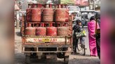 LPG ಸಿಲಿಂಡರ್‌ ಬೆಲೆಯಲ್ಲಿ ಭಾರೀ ಇಳಿಕೆ ; ದರ ಎಷ್ಟಿದೆ ನೋಡಿ