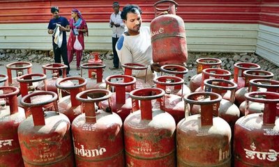 ಗೃಹಬಳಕೆ ಎಲ್‌ಪಿಜಿ ಡೆಲಿವರಿಯೂ ವಿಳಂಬ; ವಾರವಾದ್ರೂ ಸಿಗುತ್ತಿಲ್ಲ!