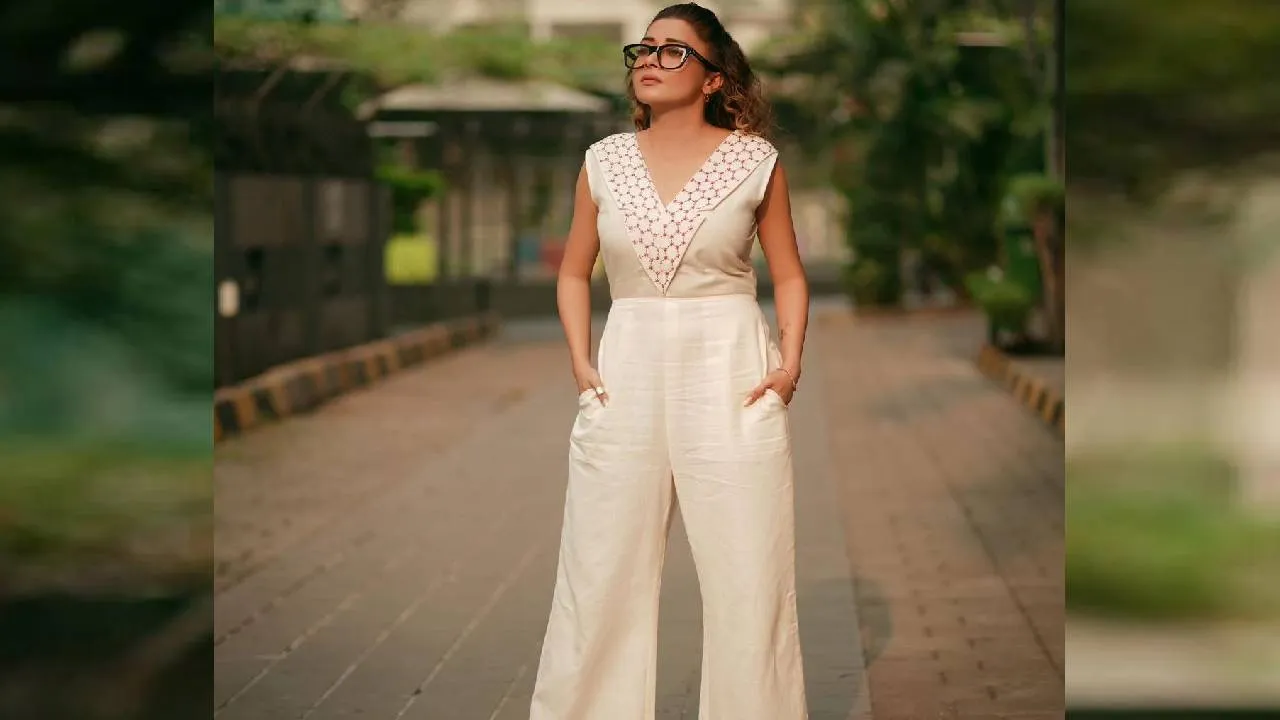 Season Fashion 2026: ಲೆನಿನ್‌ನಲ್ಲೂ ಕಾಣಿಸಿಕೊಂಡ ಸಿಂಪಲ್‌ ಜಂಪ್‌ಸೂಟ್‌ಗಳು - Image 3