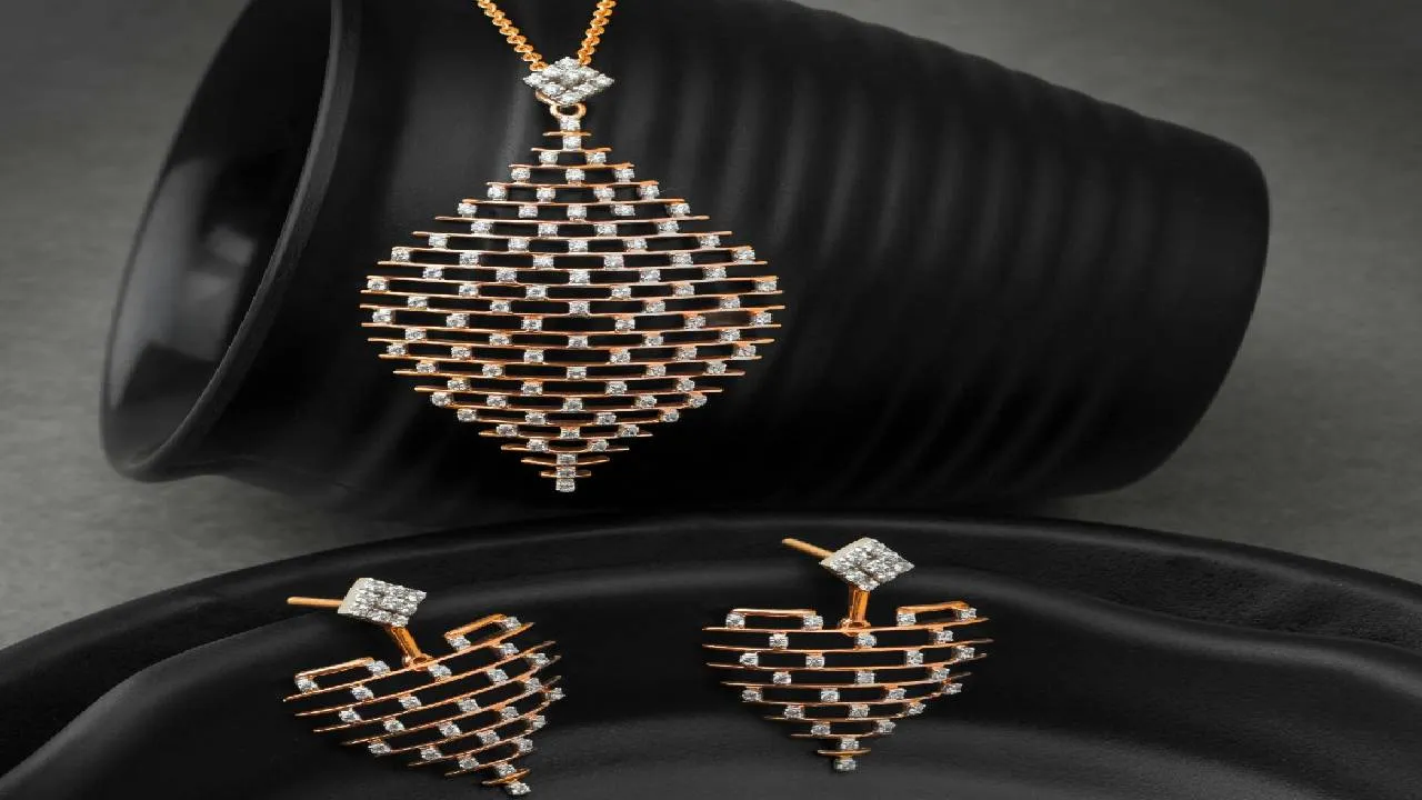 Akshaya Tritiya 2026: ಜೆನ್ ಜಿ ಯುವತಿಯರಿಗಾಗಿ ಬಂತು ವಜ್ರಾಭರಣದ ಫ್ಯಾಷನ್ ಜ್ಯುವೆಲರಿಗಳು - Image 4