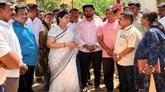 ಗ್ರಾಮಗಳಿಗೆ ಮಾಜಿ ಸಚಿವೆ ಲಕ್ಷ್ಮೀ ಹೆಬ್ಬಾಳ್ಕರ್ ಭೇಟಿ, ಪರಿಶೀಲನೆ
