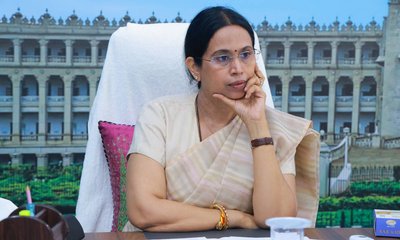 ಸ್ವಸಹಾಯ, ಸ್ತ್ರೀ ಶಕ್ತಿ ಗುಂಪು ರಚಿಸುವ ಬಗ್ಗೆ ಲಕ್ಷ್ಮಿ ಹೆಬ್ಬಾಳ್ಕರ್ ಸಭೆ