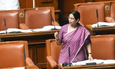 ಮಹಿಳೆಯರ ರಕ್ಷಣೆಗೆ ಬರಲಿದೆ ಅಕ್ಕಾ ಪಡೆ: ಲಕ್ಷ್ಮಿ ಹೆಬ್ಬಾಳ್ಕರ್‌