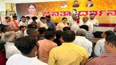 ಲಕ್ಷ್ಮಿ ಹೆಬ್ಬಾಳ್ಕರ್ ಜನತಾ ದರ್ಶನದಲ್ಲಿ ಜನಸಾಗರ