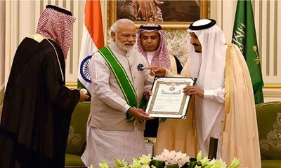 ಪ್ರಧಾನಿ ಮೋದಿಗೆ ಸಿಕ್ಕಿರುವ  25 ವಿದೇಶಿ ಗೌರವಗಳು