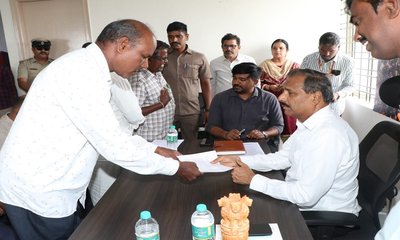 ಸುಖಾ ಸುಮ್ಮನೆ ಸಾರ್ವಜನಿಕರನ್ನು ಕಚೇರಿಗಳಿಗೆ ಅಲೆದಾಡಿಸಬೇಡಿ
