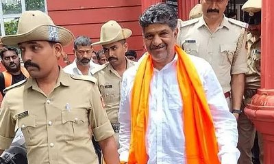 ಸದ್ಯಕ್ಕಿಲ್ಲ ಗಡಿಪಾರು; ಮಹೇಶ್‌ ಶೆಟ್ಟಿ ತಿಮರೋಡಿಗೆ ತಾತ್ಕಾಲಿಕ ರಿಲೀಫ್‌