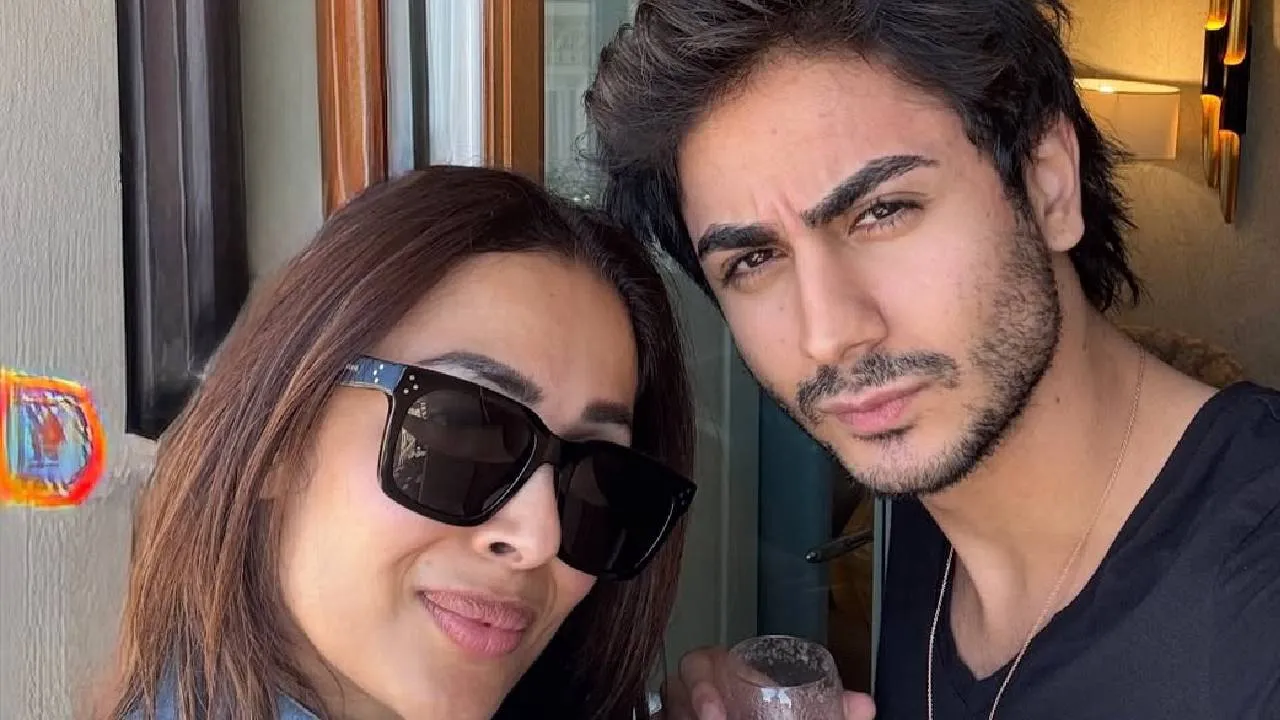Malaika Arora: ಮಗನ ಜೊತೆ ಭರ್ಜರಿ ವೆಕೇಶನ್‌! ಮಲೈಕಾ ಅರೋರಾ ಹಾಟ್‌ ಫೋಟೋಸ್‌ ಫುಲ್‌ ವೈರಲ್ - Image 1