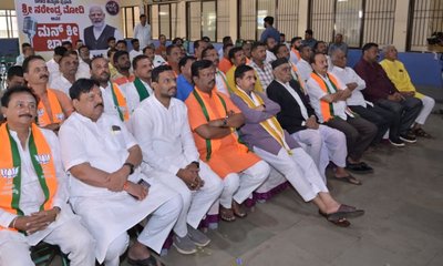ದೇಶದೆಲ್ಲೆಡೆ ಕರ್ನಾಟಕದ ಹಿರಿಮೆ ಹೆಚ್ಚಿಸಿದೆ ʼಮನ್ ಕೀ ಬಾತ್ʼ: ಜೋಶಿ
