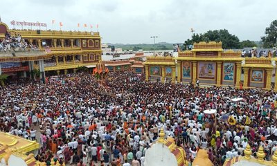 ಮಂತ್ರಾಲಯದಲ್ಲಿ ವಿಜೃಂಭಣೆಯಿಂದ ನೆರವೇರಿದ ರಾಯರ ಉತ್ತರಾರಾಧನೆ ಮಹಾರಥೋತ್ಸವ
