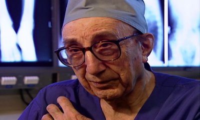 ಅವನ ಸಂಶೋಧನೆಯು ಅವನ ಜೀವವನ್ನು ಉಳಿಸಿತು