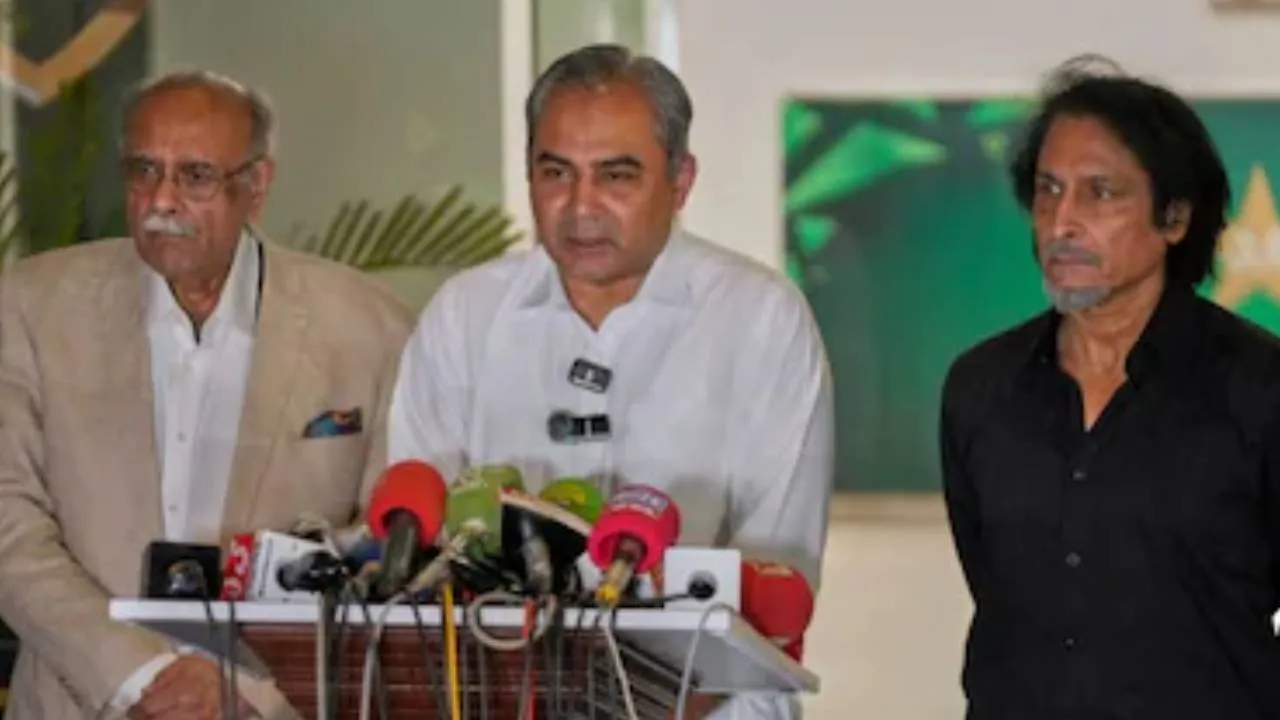 ನಾನೇನೂ ತಪ್ಪು ಮಾಡಿಲ್ಲ, ಭಾರತಕ್ಕೆ ಟ್ರೋಫಿ ಬೇಕಿದ್ದರೆ ನನ್ನಿಂದ ಸ್ವೀಕರಿಸಲಿ: ನಖ್ವಿ ಉದ್ಧಟತನ