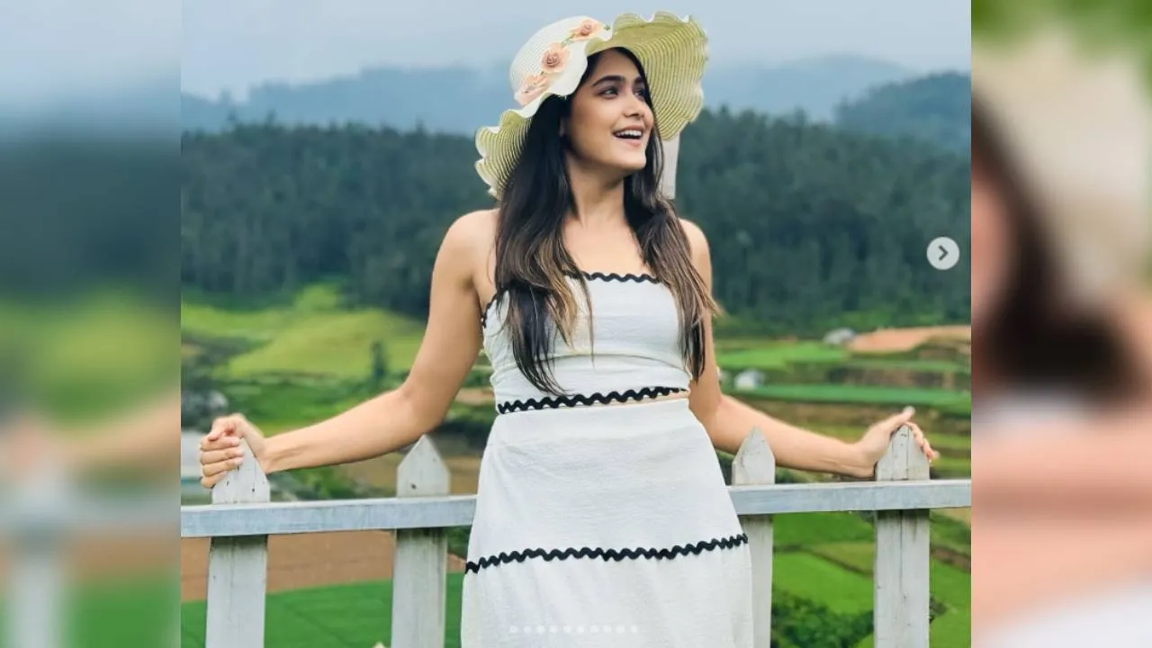 Mokshitha Pai: ಬಿಳಿ ಬಣ್ಣದ ಕೋ-ಆರ್ಡ್ ಡ್ರೆಸ್​ನಲ್ಲಿ ಅಪ್ಸರೆಯಂತೆ ಕಂಡ ಮೋಕ್ಷಿತಾ ಪೈ - Image 1