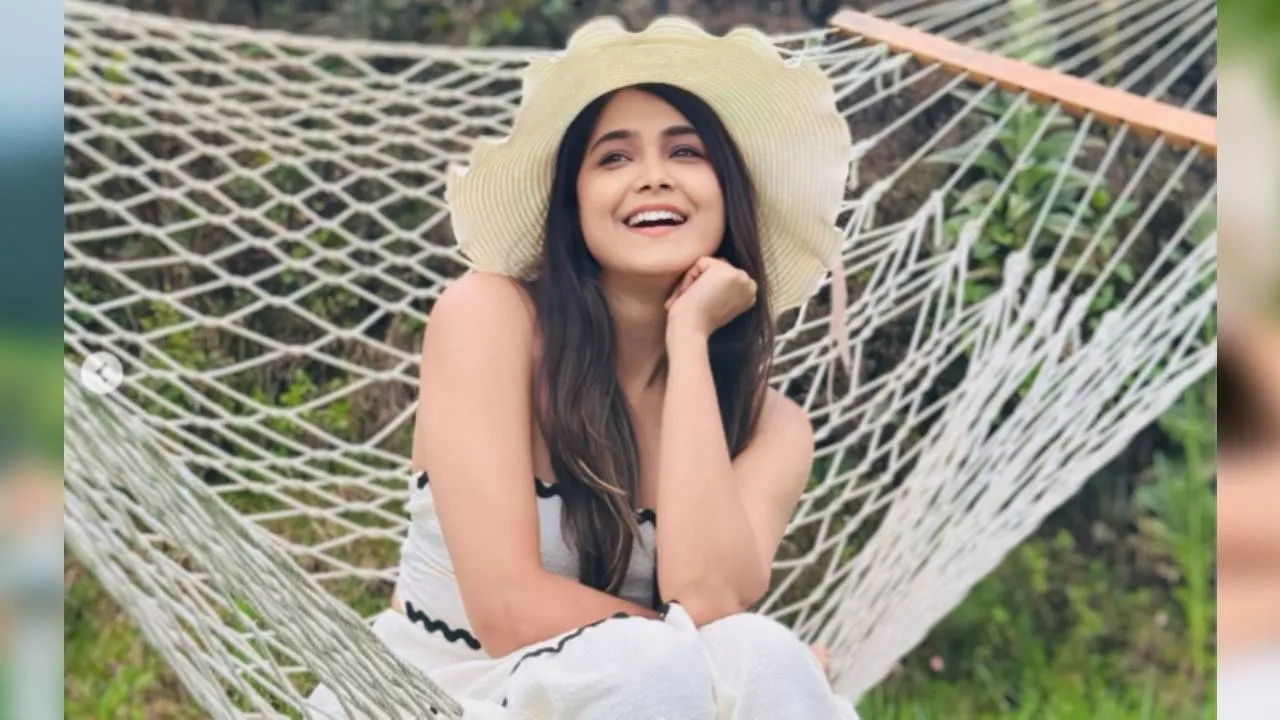 Mokshitha Pai: ಬಿಳಿ ಬಣ್ಣದ ಕೋ-ಆರ್ಡ್ ಡ್ರೆಸ್​ನಲ್ಲಿ ಅಪ್ಸರೆಯಂತೆ ಕಂಡ ಮೋಕ್ಷಿತಾ ಪೈ - Image 4